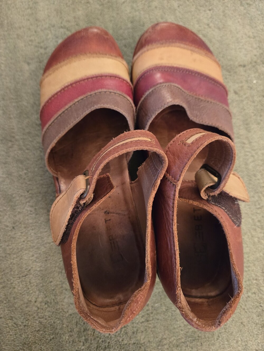 Very Cool, RETRO Earth Shoes